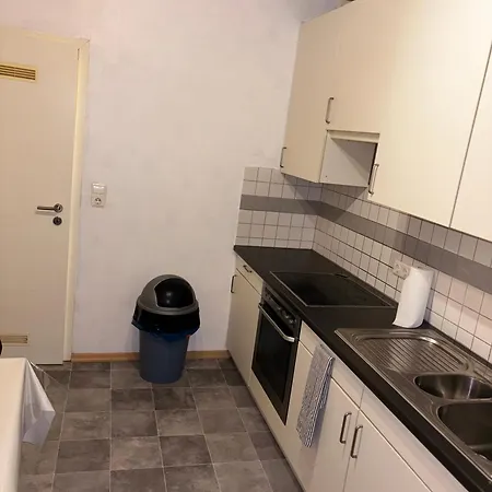 Komfortwohnung Mit Zwei Schlafzimmern In Barmen