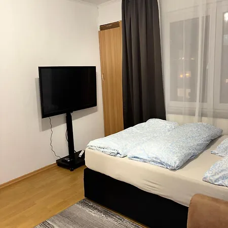 Apartment Komfortwohnung Mit Zwei Schlafzimmern In Barmen
