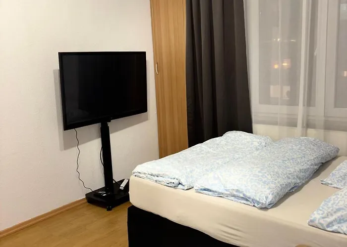 Apartment Komfortwohnung Mit Zwei Schlafzimmern In Barmen