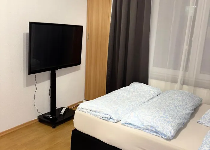 Apartment Komfortwohnung Mit Zwei Schlafzimmern In Barmen